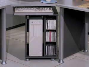 Liberno Tower-Station Computerwagen in Alu 42 x 63 x 55 Liberno Tower-Station Computerwagen in Alu 42 x 63 x 55