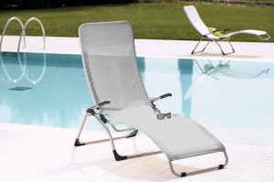 Fiam Samba Terrassenliege 63 x 107 x 142 in Alu / silbergrau, schwarz od. weiss Fiam Samba Terrassenliege 63 x 107 x 142 in Alu / silbergrau, schwarz od. weiss