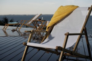 Jan Kurtz DECKCHAIR Gestell teak / Bezug wei�, schwarz oder meerblau