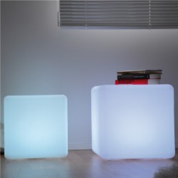 Jan Kurtz - Light Würfel Leuchtender LED-Würfel Sitzwürfel Hocker Leuchthocker - 2 Größen Jan Kurtz - Light Würfel Leuchtender LED-Würfel Sitzwürfel Hocker Leuchthocker - 2 Größen